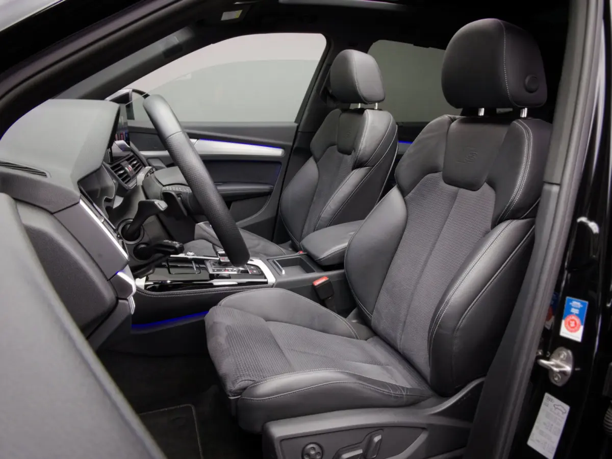 55 TFSI e S-Line Edition Competition (PANO, B&O, HEAD-UP, SFEERVERLICHTING, APLE CARPLAY/ANDROID AUTO, STOELVERWARMING)