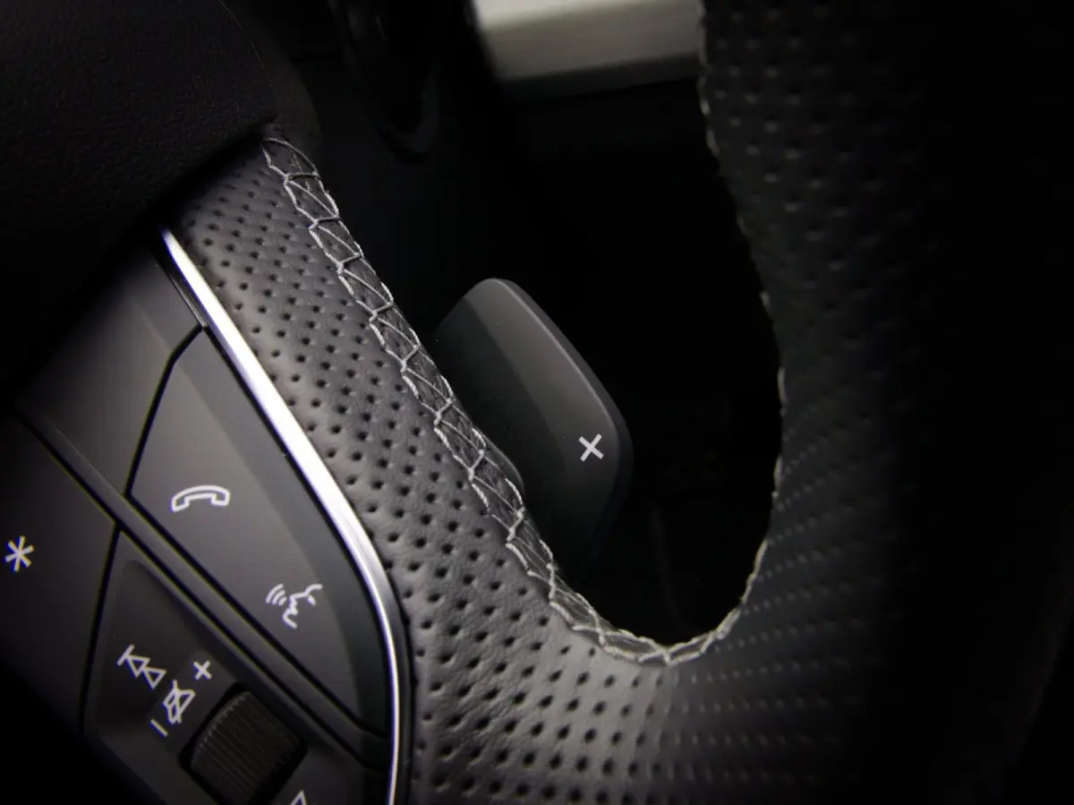 55 TFSI e S-Line Edition Competition (PANO, B&O, HEAD-UP, SFEERVERLICHTING, APLE CARPLAY/ANDROID AUTO, STOELVERWARMING)