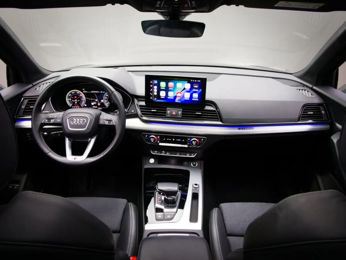 55 TFSI e S-Line Edition Competition (PANO, B&O, HEAD-UP, SFEERVERLICHTING, APLE CARPLAY/ANDROID AUTO, STOELVERWARMING)
