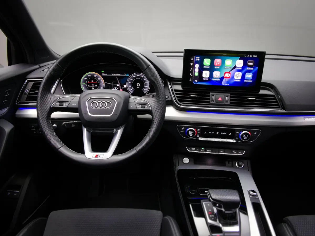 55 TFSI e S-Line Edition Competition (PANO, B&O, HEAD-UP, SFEERVERLICHTING, APLE CARPLAY/ANDROID AUTO, STOELVERWARMING)