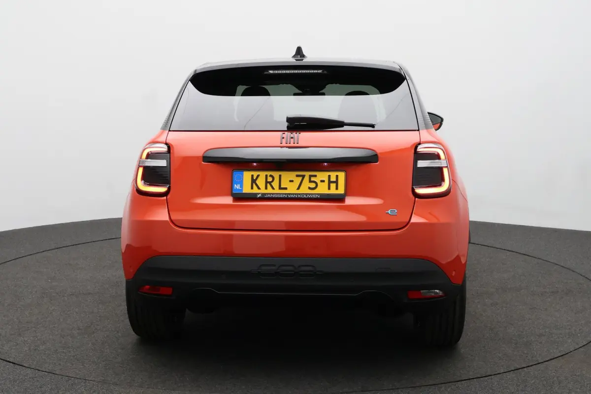 Sport 54 kWh stoelmassage el. verwarmbare stoelen luxe interieur