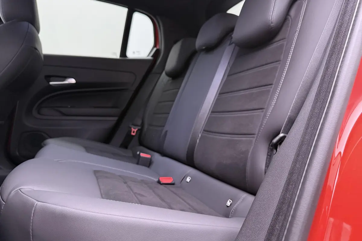 Sport 54 kWh stoelmassage el. verwarmbare stoelen luxe interieur