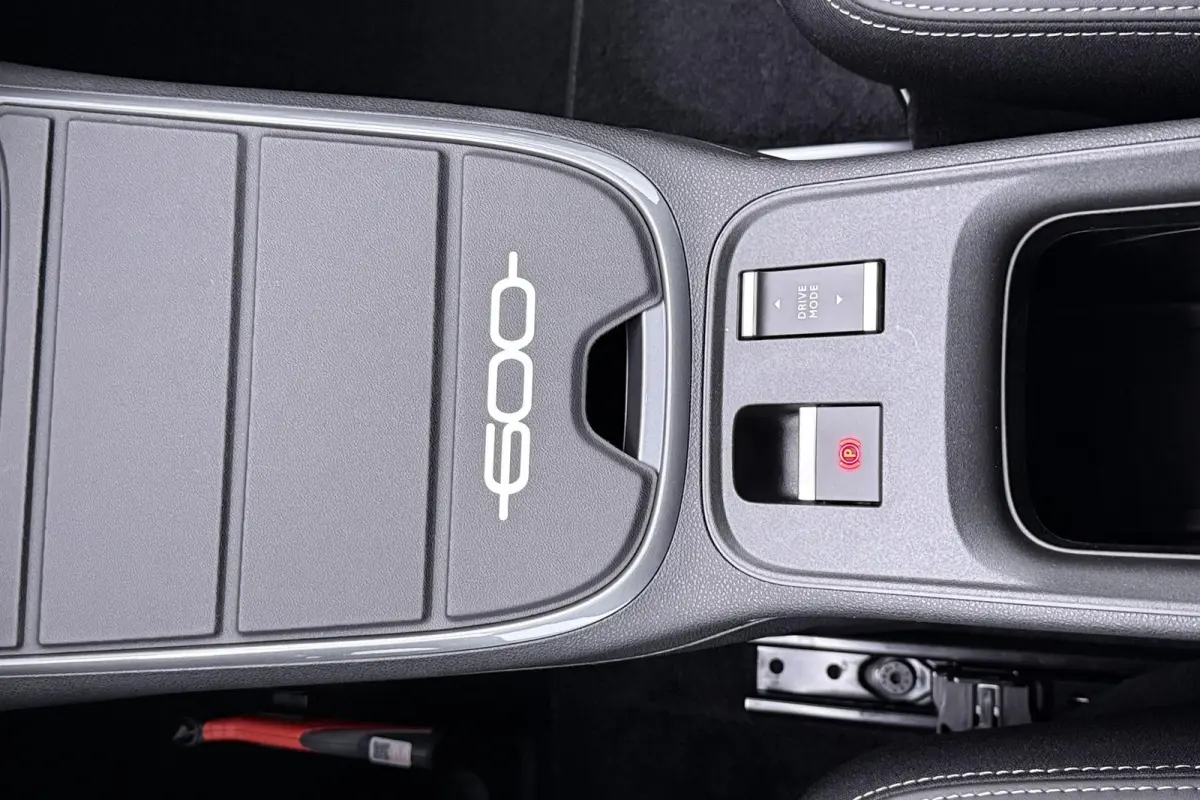 Sport 54 kWh stoelmassage el. verwarmbare stoelen luxe interieur