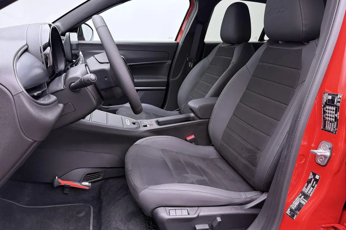 Sport 54 kWh stoelmassage el. verwarmbare stoelen luxe interieur