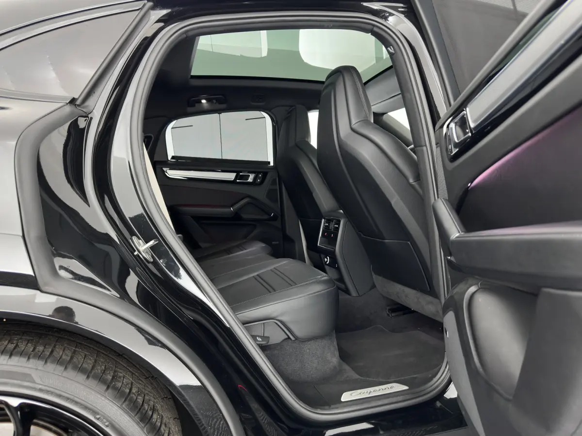 3.0 E-Hybrid Platinum Edition (Plug-In) {SoH-100%} Aut. *PANO | LEATHER | FULL-LED | BOSE-SURROUND | MEMORY-PACK | TOPVIEW | SPORTSEATS | DAB | NAVI-FULLAMP | PRIVACY-GLASS | SHIFTPADDLES | 