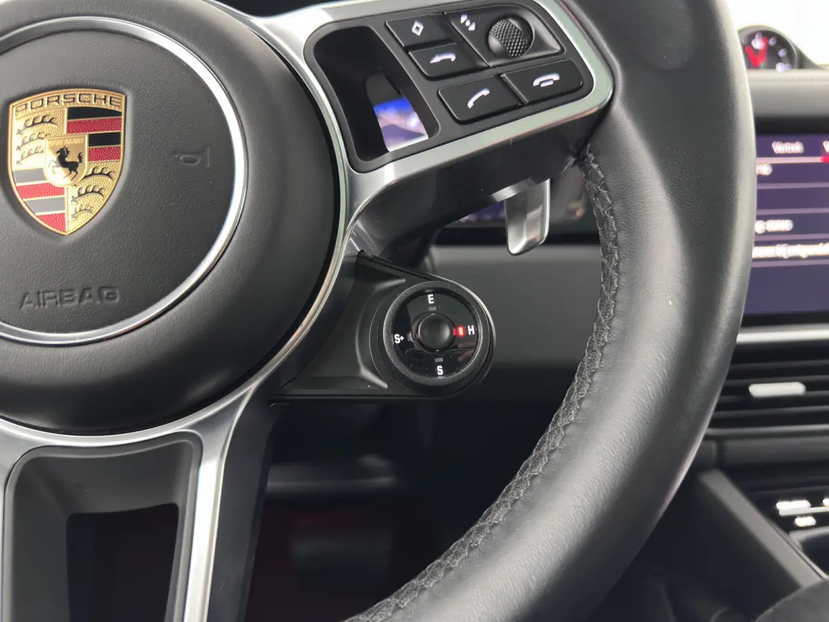 3.0 E-Hybrid Platinum Edition (Plug-In) {SoH-100%} Aut. *PANO | LEATHER | FULL-LED | BOSE-SURROUND | MEMORY-PACK | TOPVIEW | SPORTSEATS | DAB | NAVI-FULLAMP | PRIVACY-GLASS | SHIFTPADDLES | 