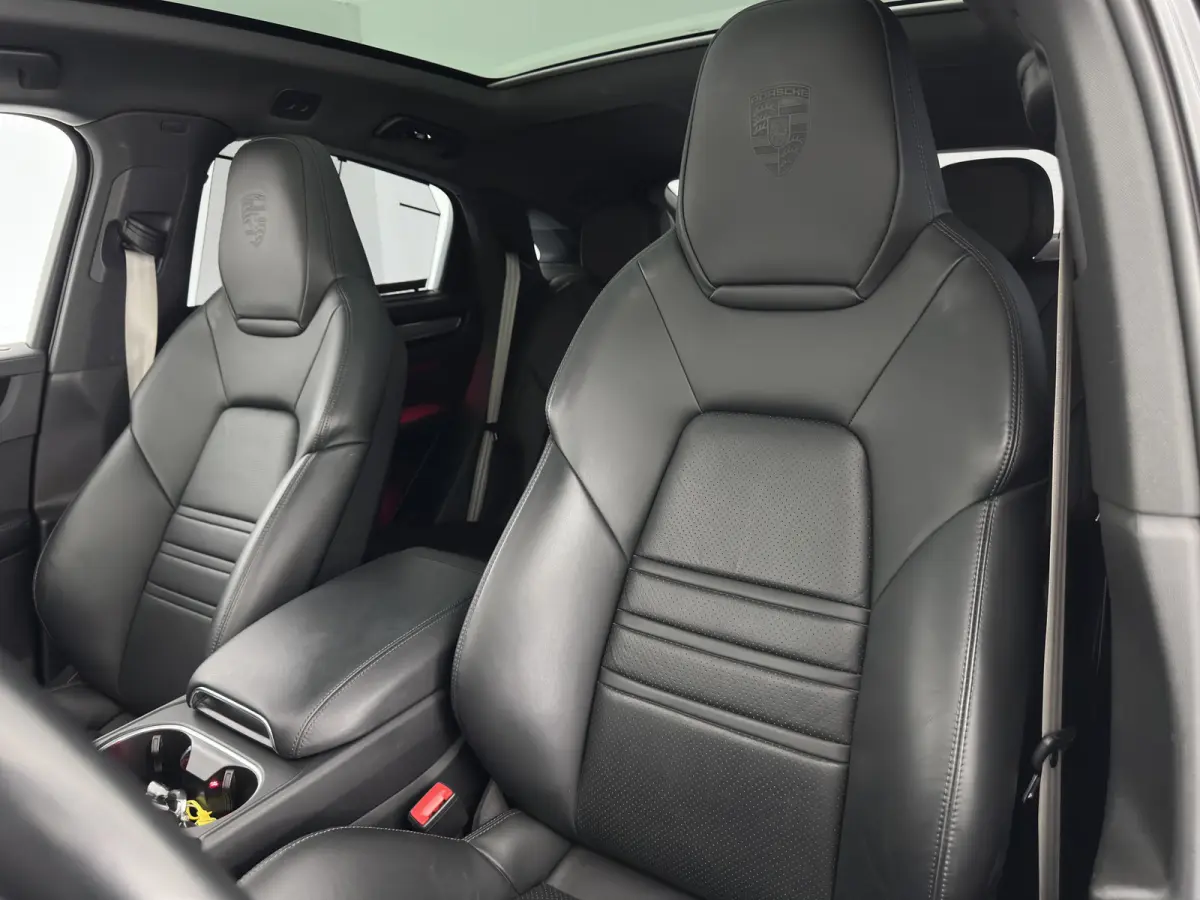 3.0 E-Hybrid Platinum Edition (Plug-In) {SoH-100%} Aut. *PANO | LEATHER | FULL-LED | BOSE-SURROUND | MEMORY-PACK | TOPVIEW | SPORTSEATS | DAB | NAVI-FULLAMP | PRIVACY-GLASS | SHIFTPADDLES | 