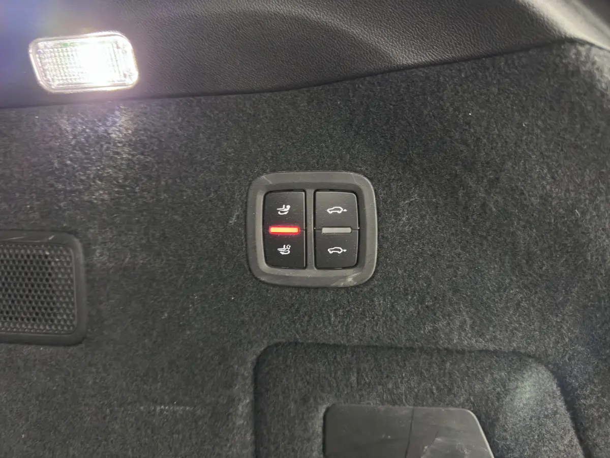 3.0 E-Hybrid Platinum Edition (Plug-In) {SoH-100%} Aut. *PANO | LEATHER | FULL-LED | BOSE-SURROUND | MEMORY-PACK | TOPVIEW | SPORTSEATS | DAB | NAVI-FULLAMP | PRIVACY-GLASS | SHIFTPADDLES | 