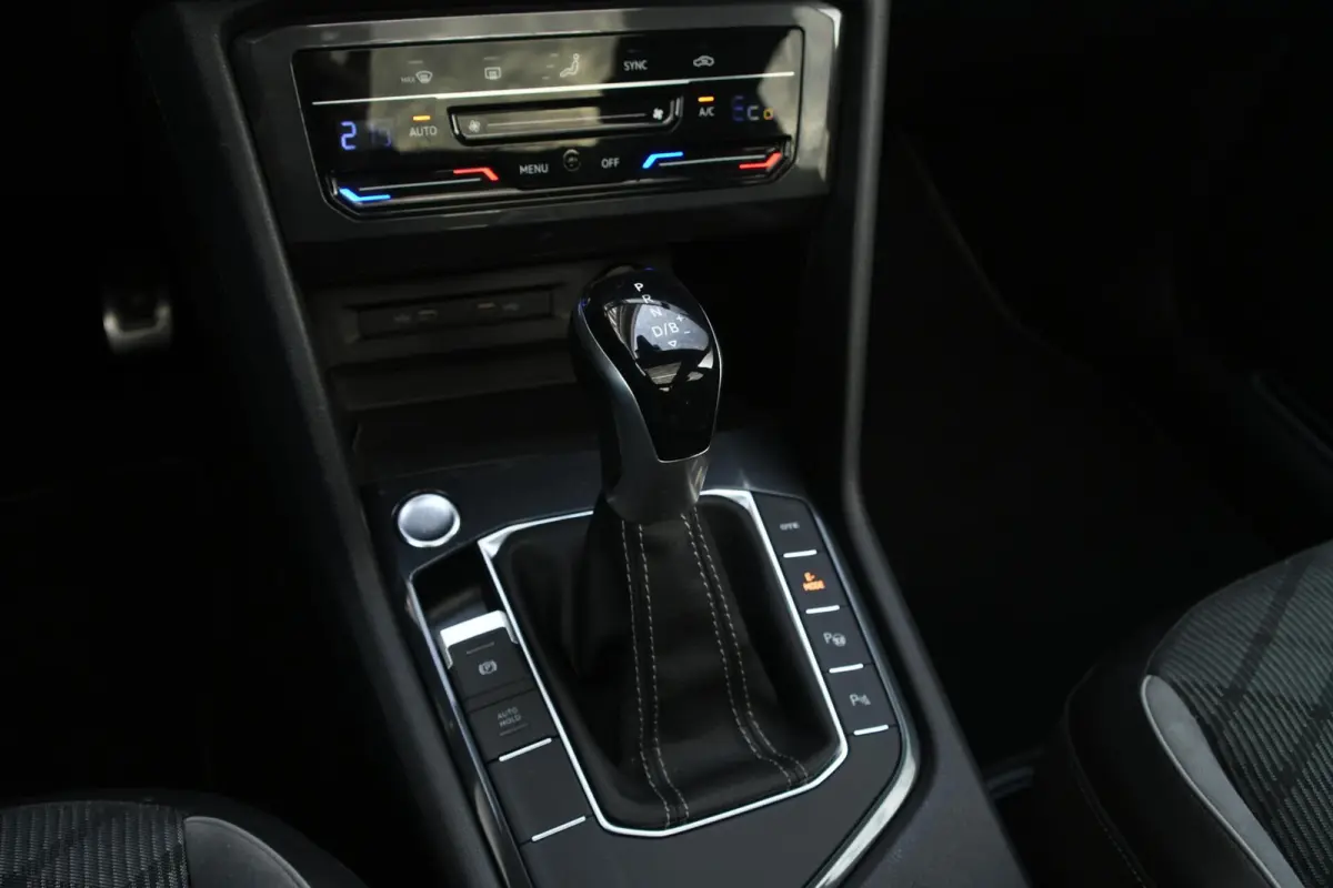 1.4 TSI eHybrid R-Line Business+ | PANO | CARPLAY