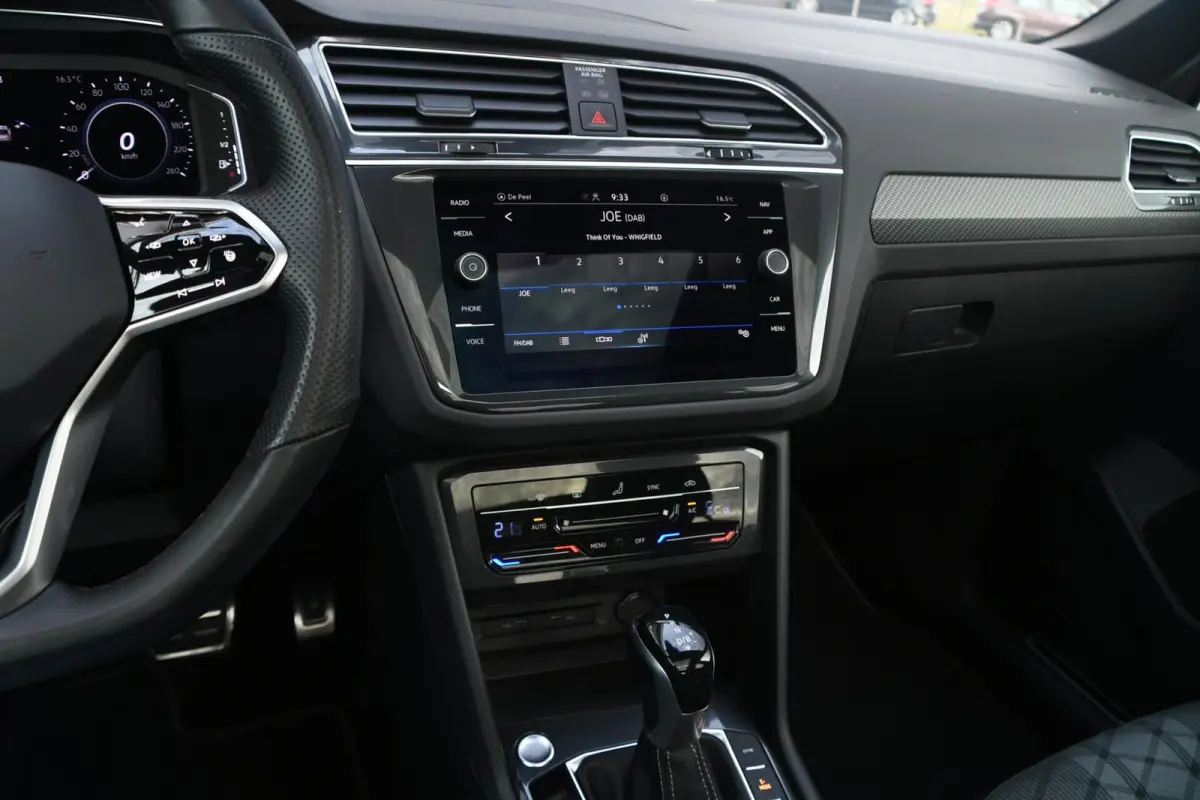 1.4 TSI eHybrid R-Line Business+ | PANO | CARPLAY