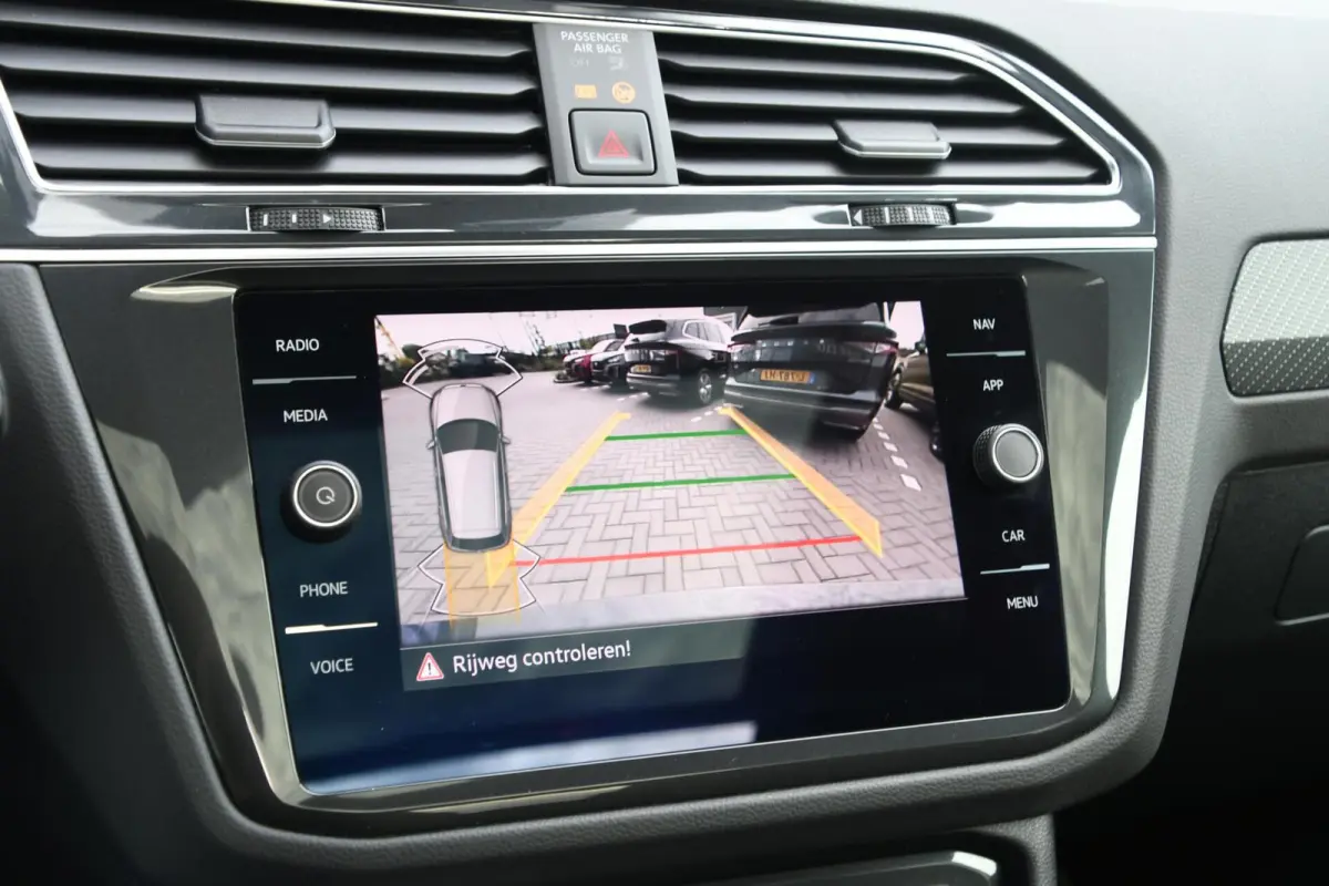 1.4 TSI eHybrid R-Line Business+ | PANO | CARPLAY