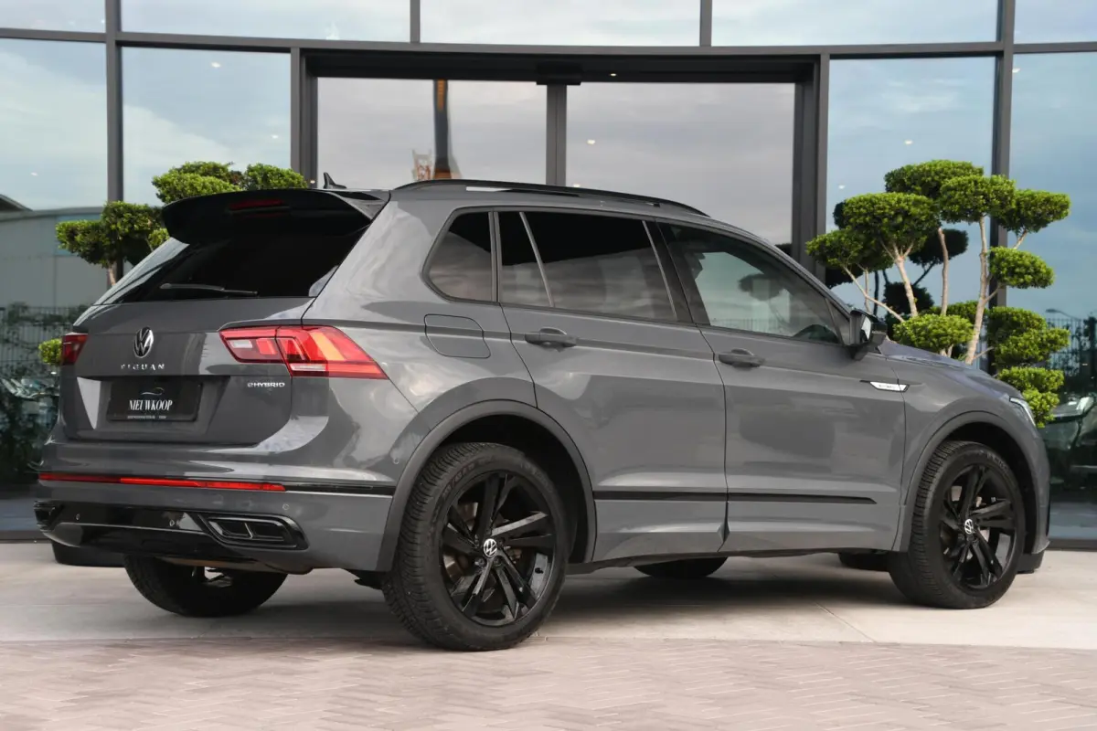 1.4 TSI eHybrid R-Line Business+ | PANO | CARPLAY