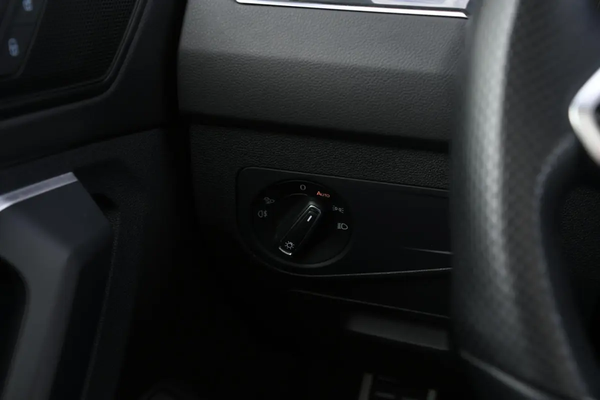 1.4 TSI eHybrid R-Line Business+ | PANO | CARPLAY