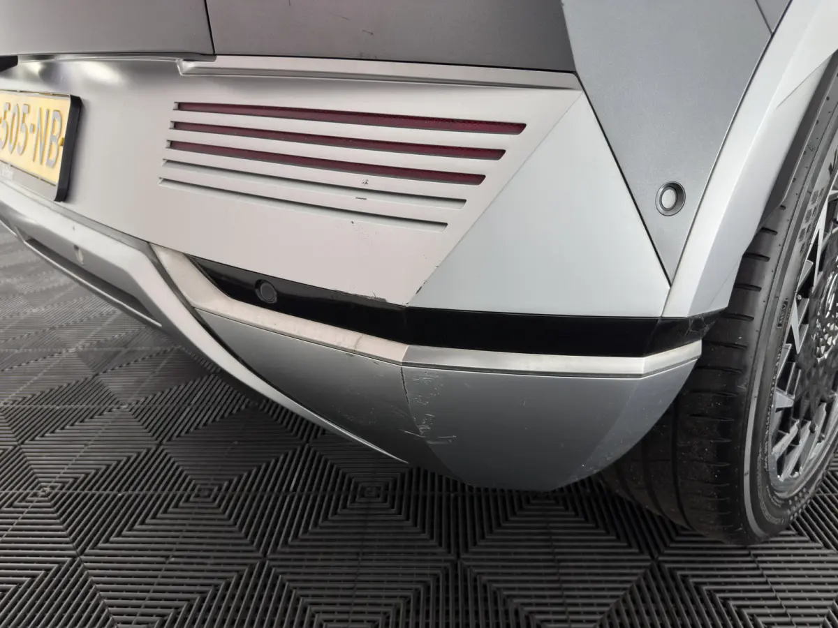 Lounge 77.4 kWh [3-Fase-11kW] {SoH-99%} (INCL-BTW) Aut. *HEATPUMP | LEATHER | BOSE-SOUND | FULL-LED | ADAPTIVE-CRUISE | BLINDSPOT | DIGI-COCKPIT | AMBIENTLIGHT | DAB | SHIFTPADDLES | HEAD-UP