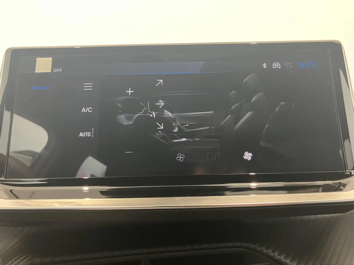 1.2 Hybrid Allure l Automaat l Apple carplay & Android auto l Parkeersensoren l Camera