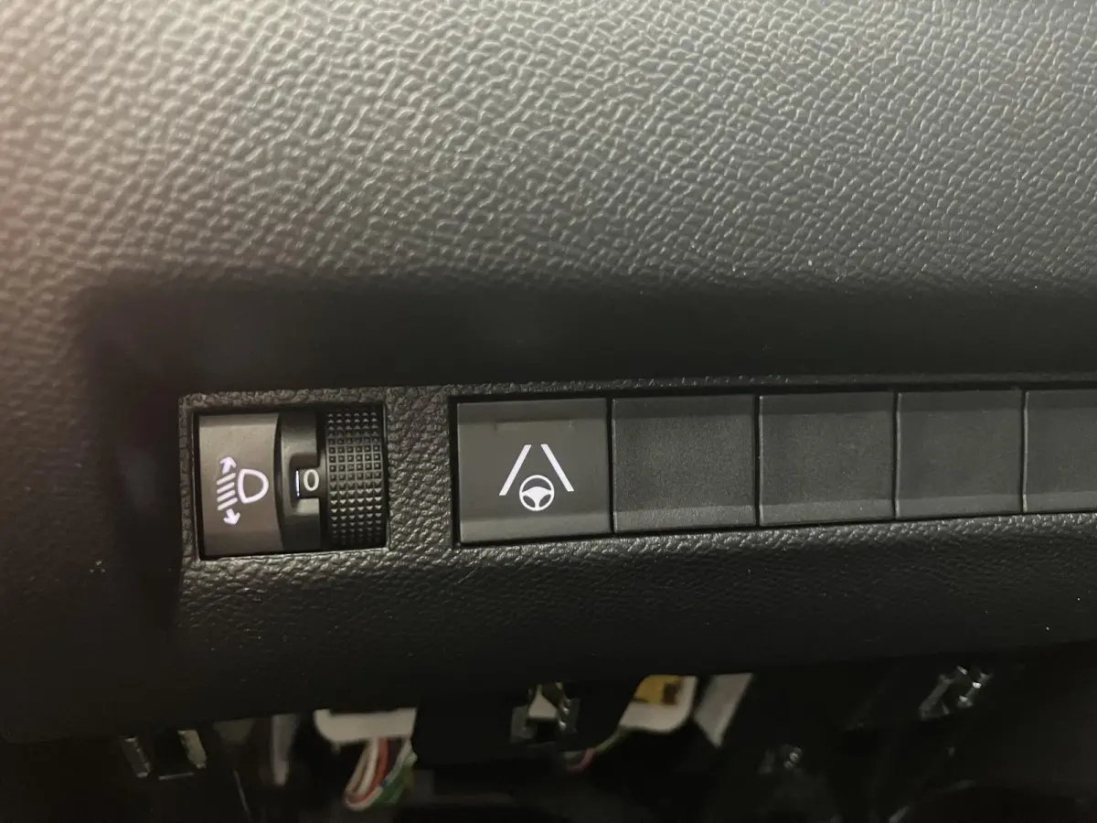 1.2 Hybrid Allure l Automaat l Apple carplay & Android auto l Parkeersensoren l Camera