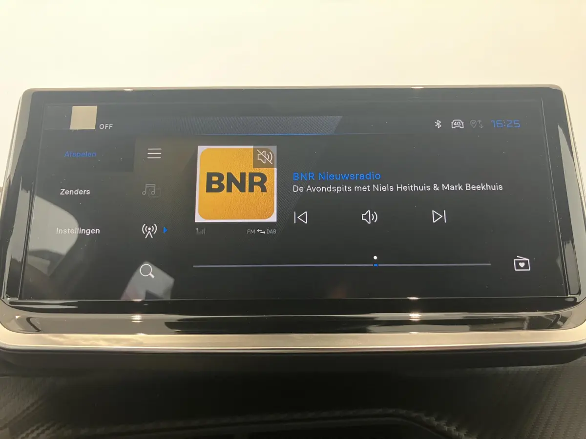 1.2 Hybrid Allure l Automaat l Apple carplay & Android auto l Parkeersensoren l Camera