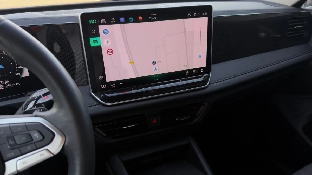 150pk 1.5 eTSI Life Edition | Trekhaak | Carplay | Adaptive Cruise | 17" | Keyless |