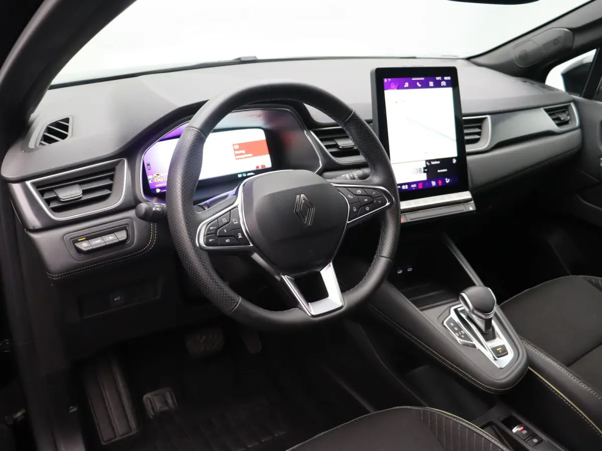 E-Tech full hybrid 145pk techno | Elek. stoelen | Elek. achterklep | Stoel- en stuurwielverwarming | Adaptieve cruise control | 360 graden camera |