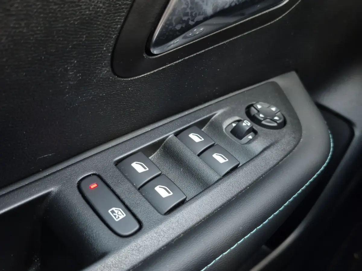 EV Allure Pack 50 kWh 91,2% SOH | 3 Fase | Camera | Parkeersensoren | LED | Carplay/android auto |