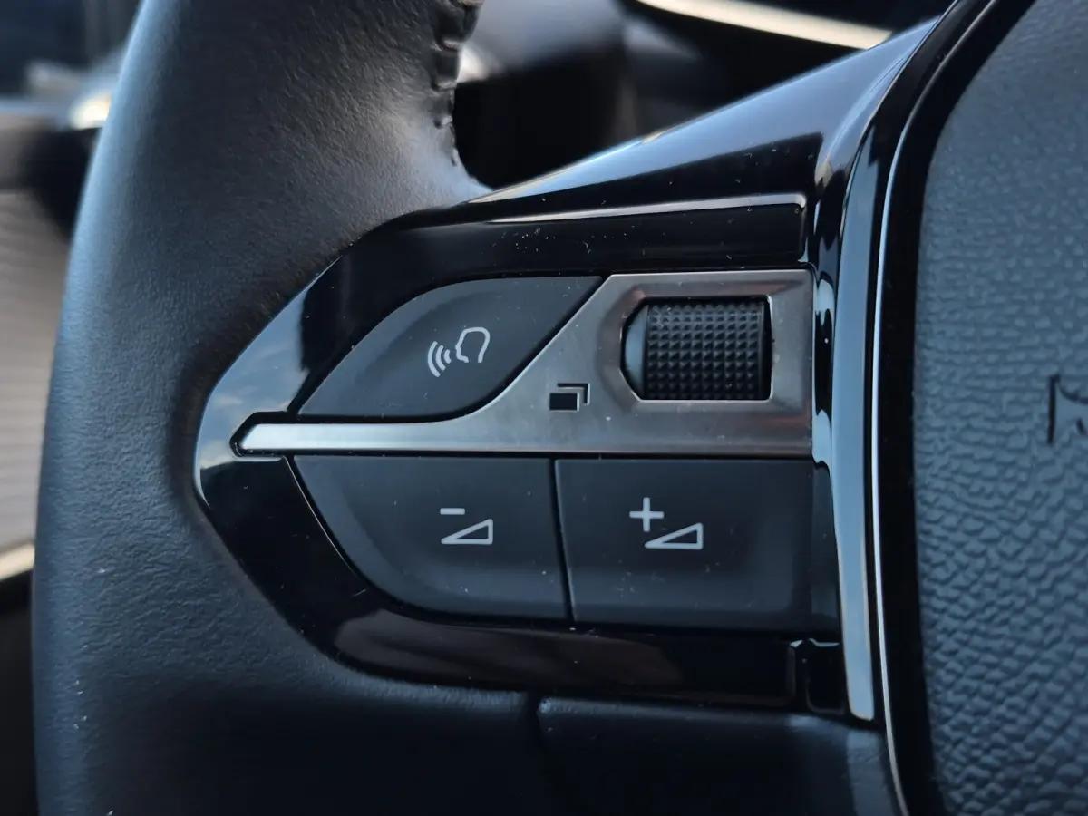 EV Allure Pack 50 kWh 91,2% SOH | 3 Fase | Camera | Parkeersensoren | LED | Carplay/android auto |