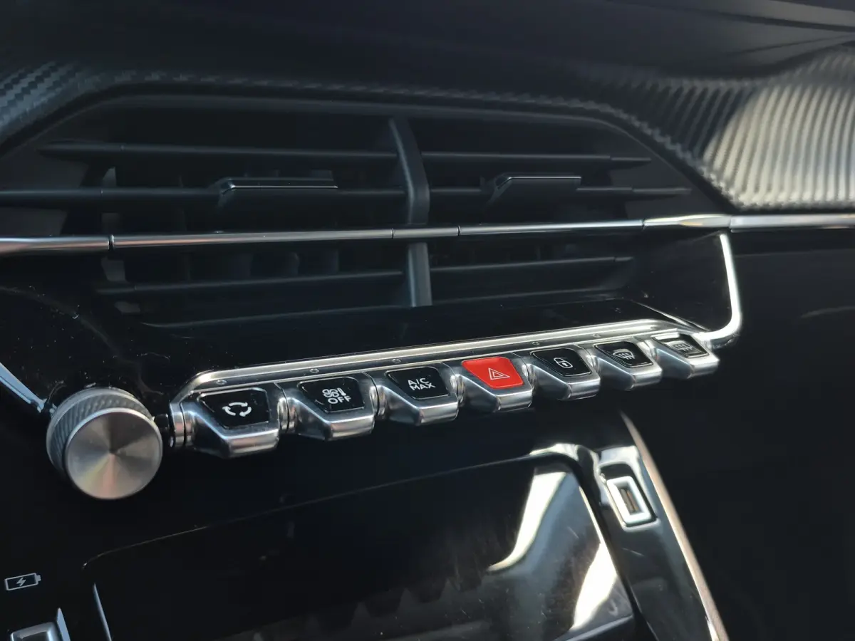 EV Allure Pack 50 kWh 91,2% SOH | 3 Fase | Camera | Parkeersensoren | LED | Carplay/android auto |