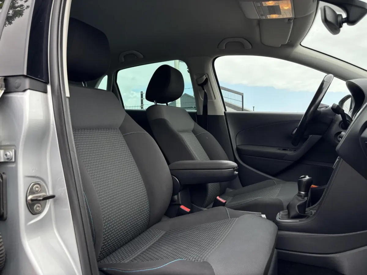 1.0 BlueMotion Connected Series cruise pdc
