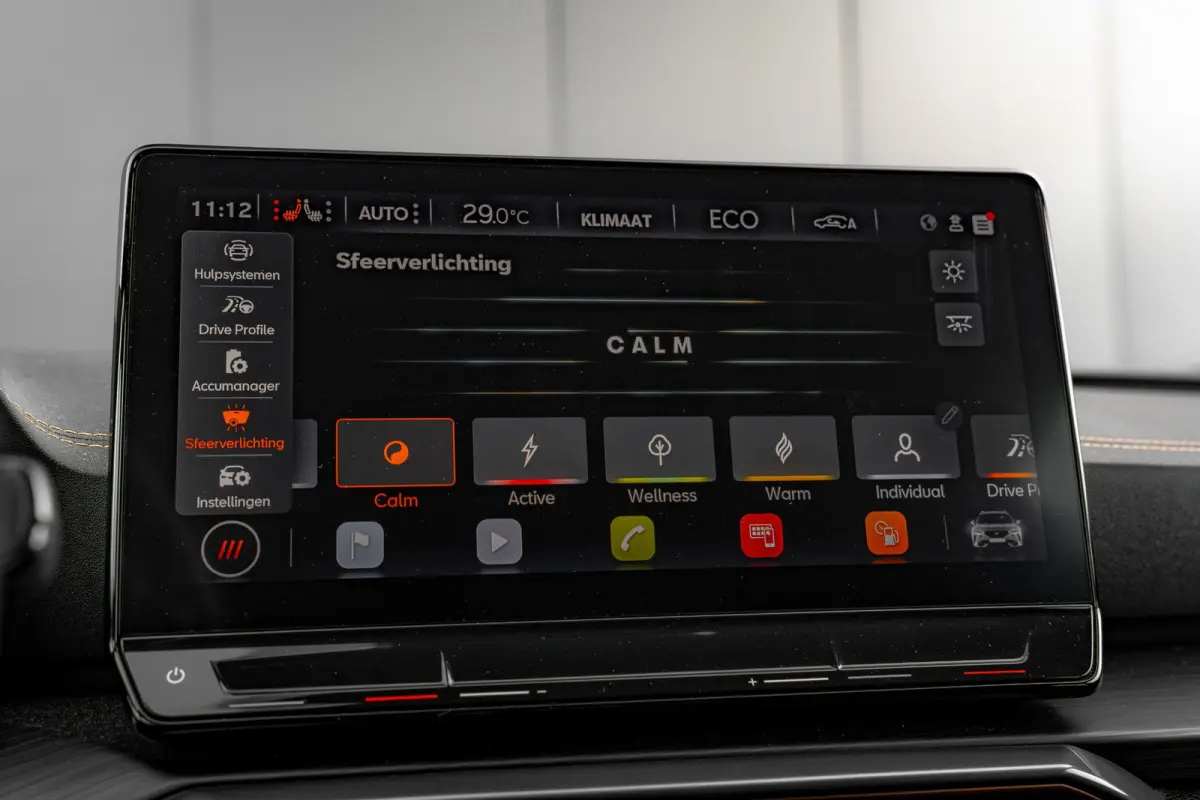 245pk 1.4 e-Hybrid VZ Performance Achteruitrijcamera | Trekhaak | Dodehoekdetectie | Adaptive cruise control | Keyless entry