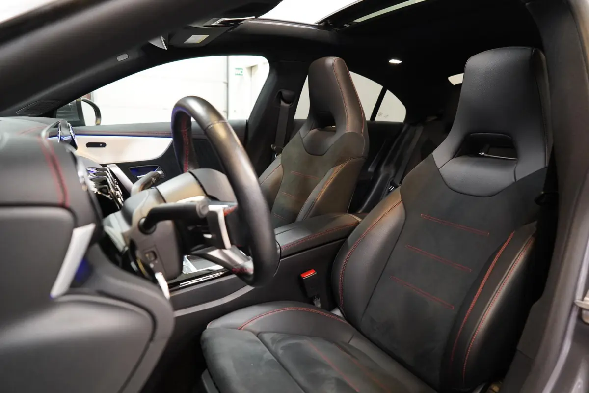 250 e AMG Line Pano|Burmester|Dealer onderh|Sfeerverlichting|19 inch