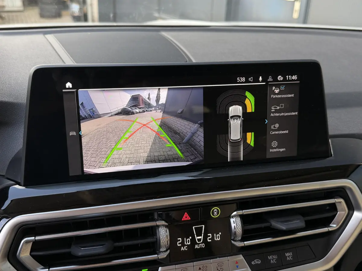xDrive30e 18"/Leder/Dodehoek/Camera/Keyless/LED/Navigatie