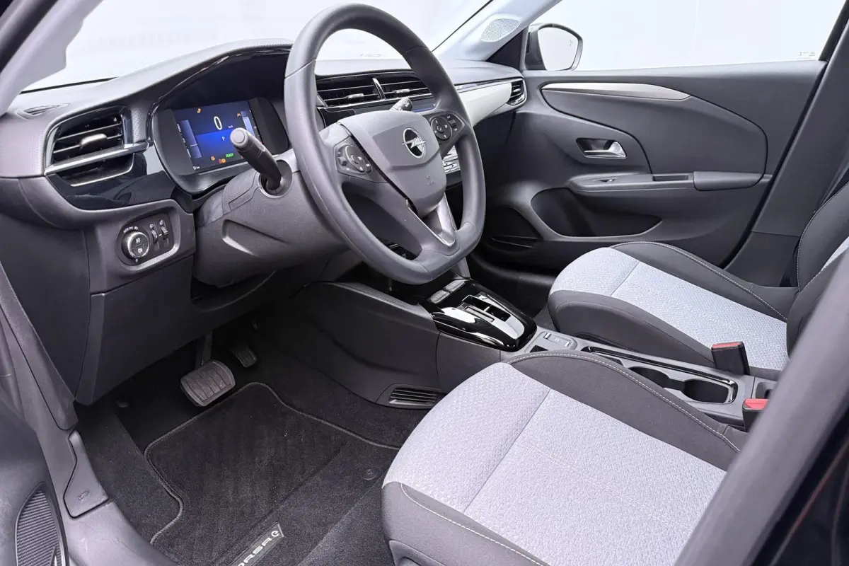 Electric Long Range Business Edition 51 kWh Long Range Carplay Android Auto ECC