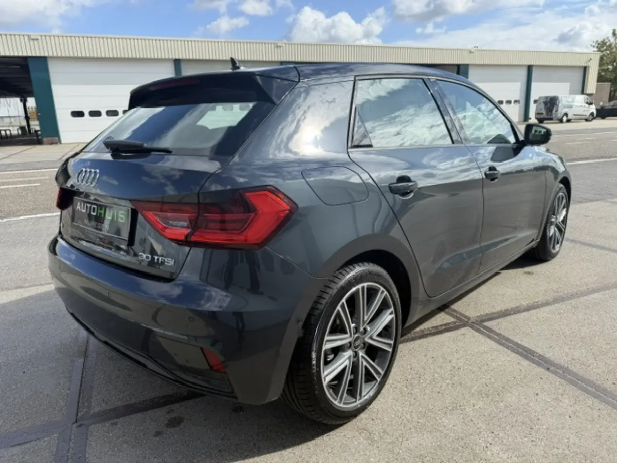 30 TFSI Advanced edition Automaat Pdc 17" lm velgen