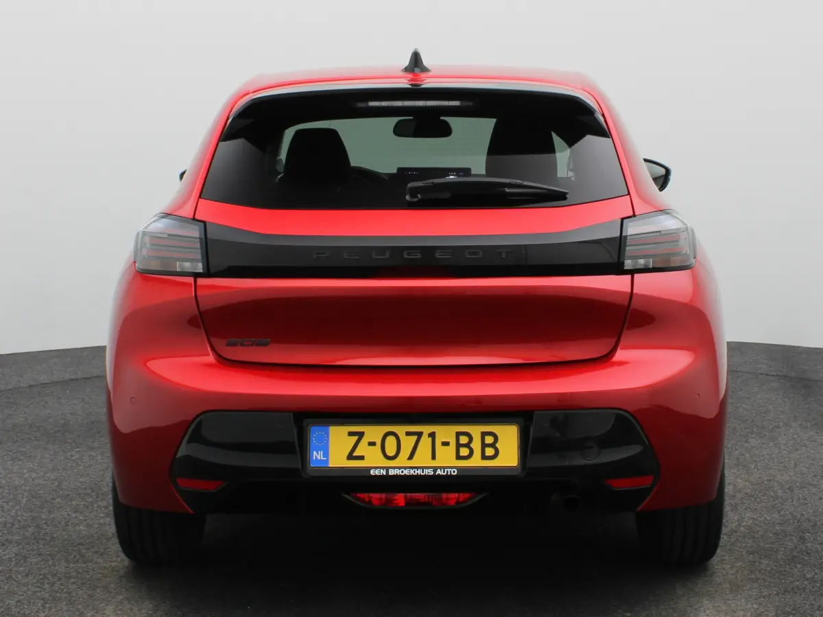 1.2 PureTech 100 Allure 1e Eigenaar | Parkeersenoren Voor en Achter | Camera | Climate Control | Apple Carplay/Android Auto | Cruise Control