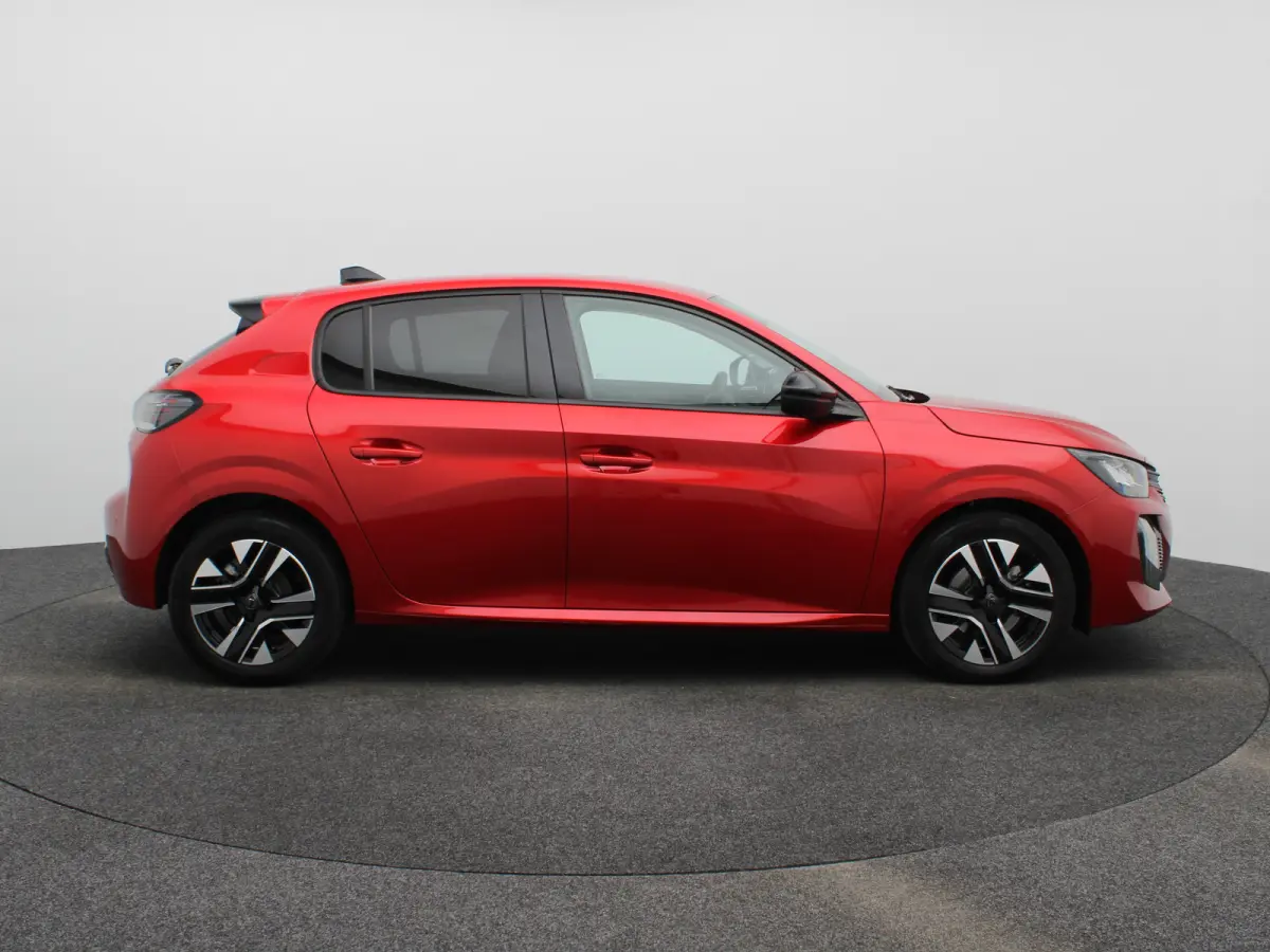 1.2 PureTech 100 Allure 1e Eigenaar | Parkeersenoren Voor en Achter | Camera | Climate Control | Apple Carplay/Android Auto | Cruise Control