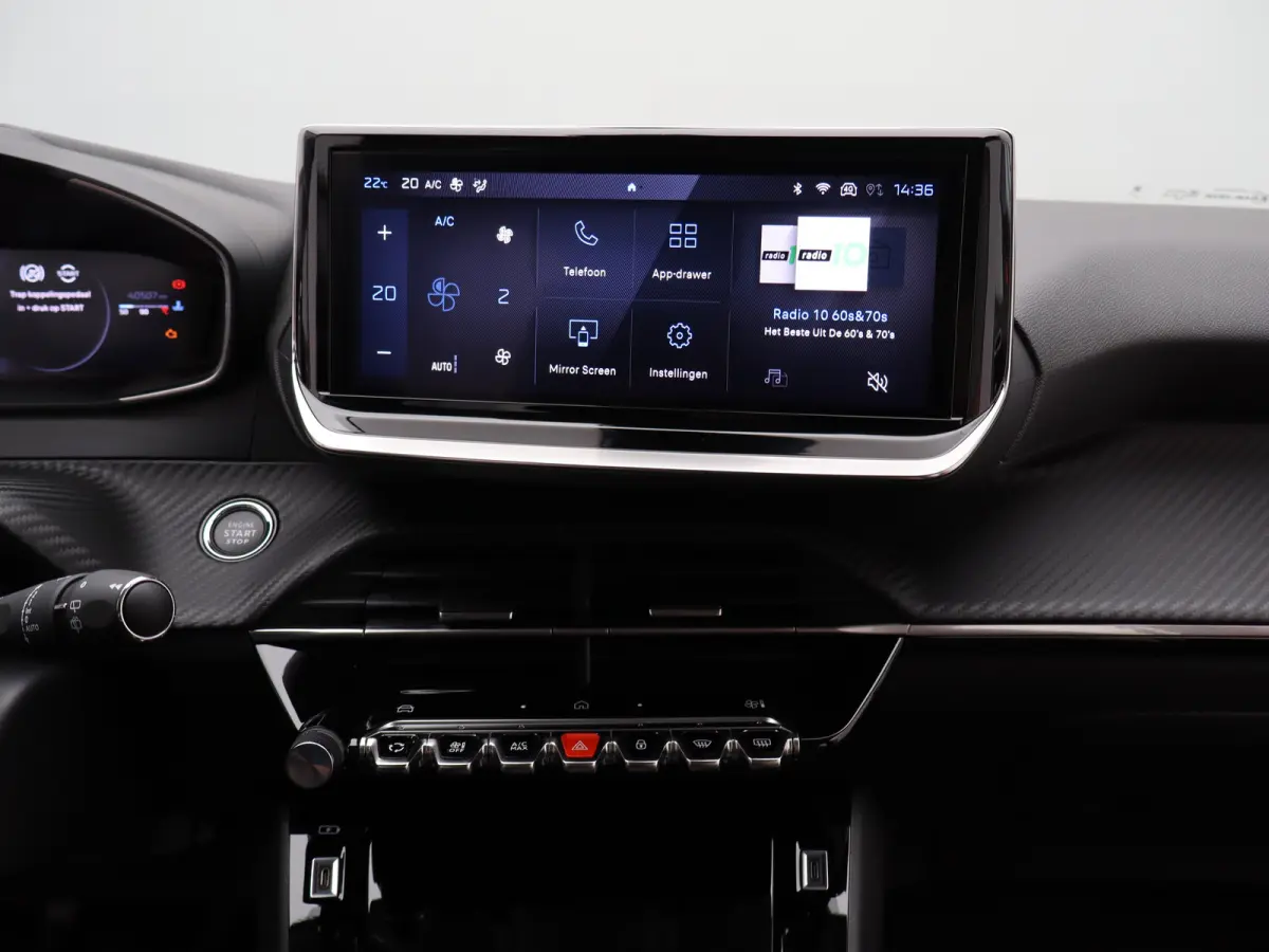 1.2 PureTech 100 Allure 1e Eigenaar | Parkeersenoren Voor en Achter | Camera | Climate Control | Apple Carplay/Android Auto | Cruise Control