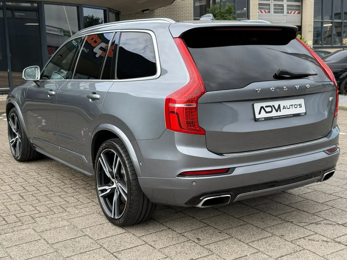 2.0 T8 Twin Engine AWD R-Design l TREKHAAK l ACC l