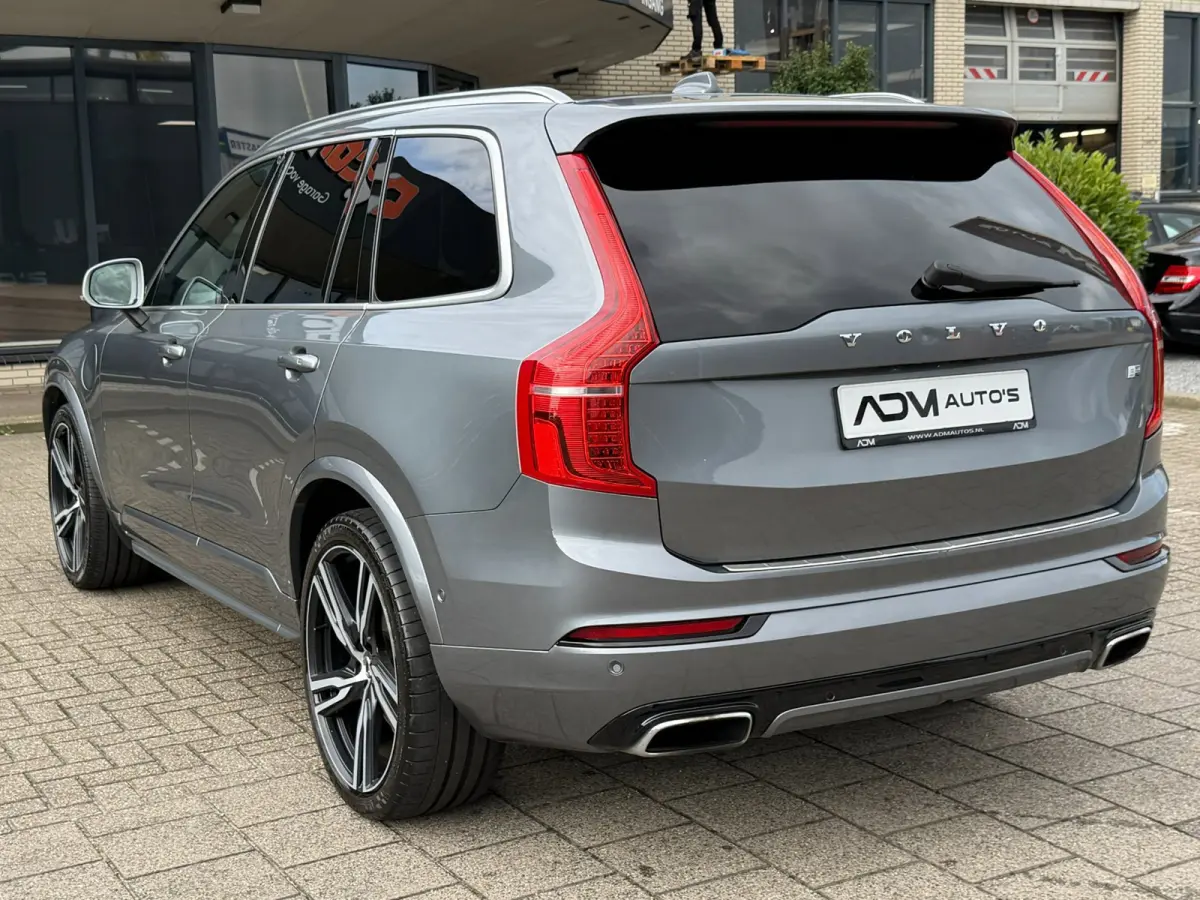 2.0 T8 Twin Engine AWD R-Design l TREKHAAK l ACC l