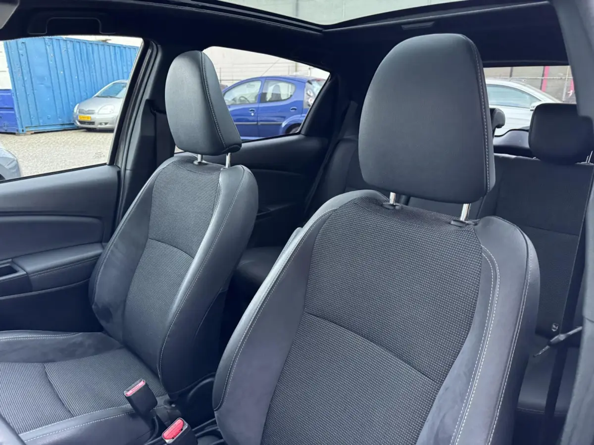 1.5 Hybrid Executive Panorama / Camera