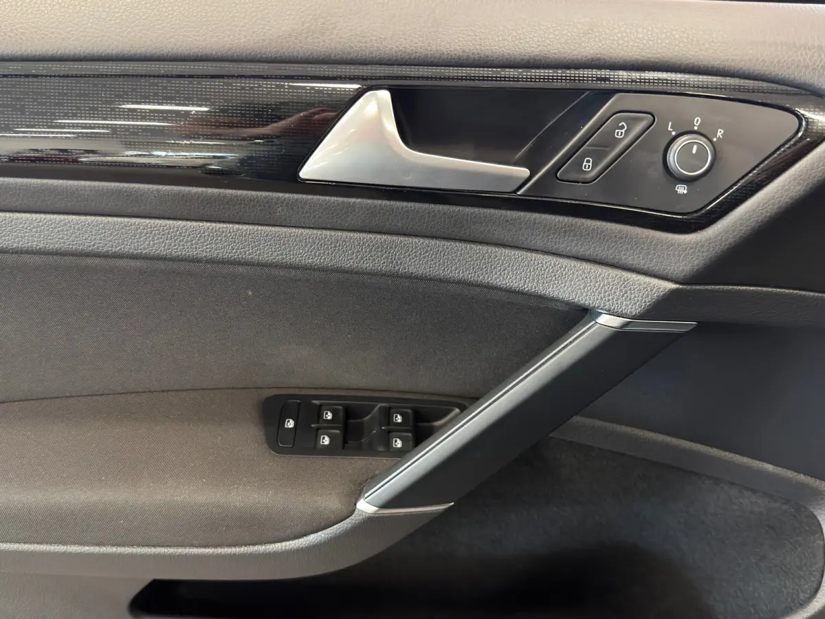 1.0 TSI Highline | AUTOMAAT | ECC AIRCO | CRUISE | PDC |
