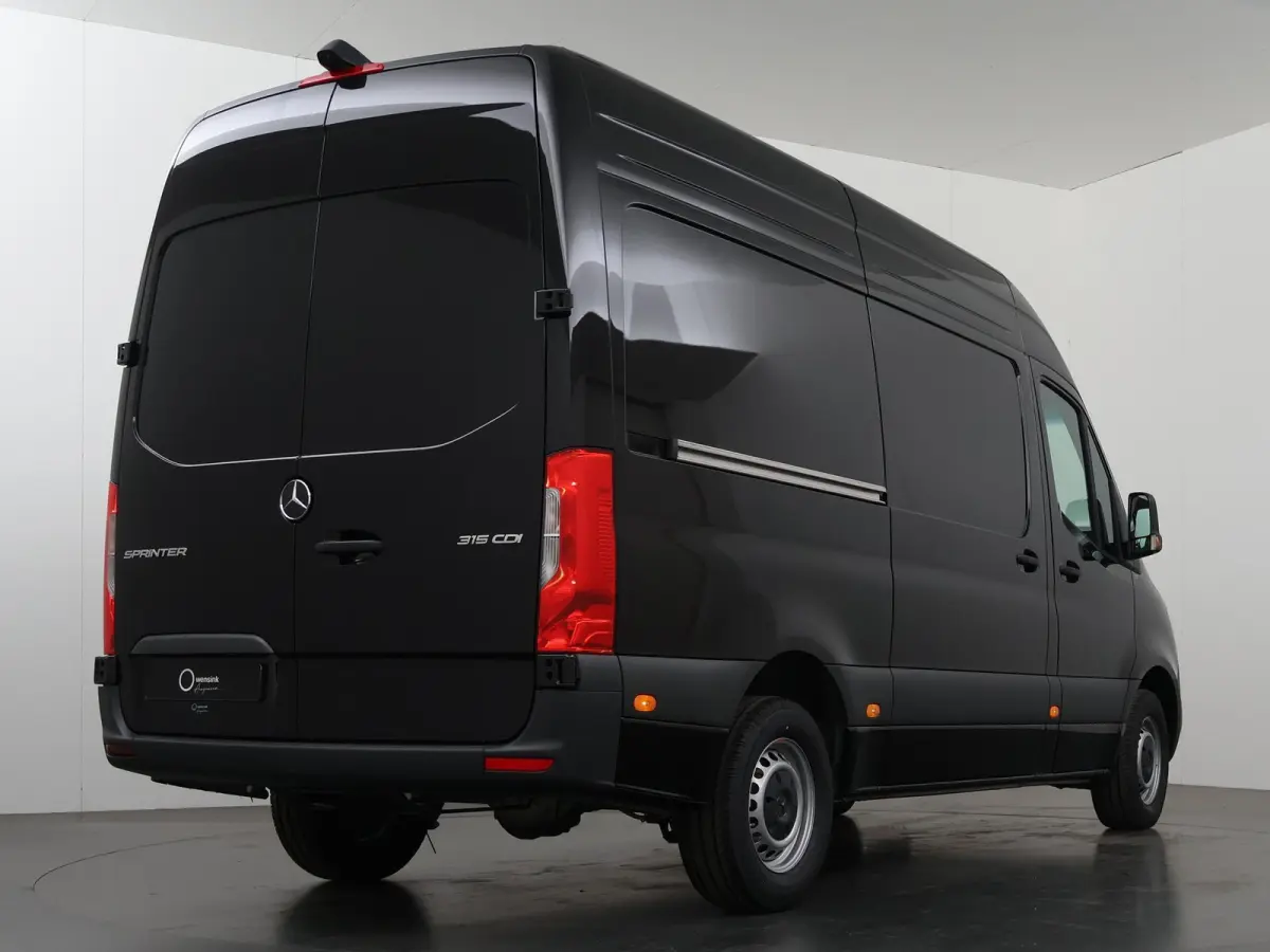 315 L2H2 RWD PRO | 3500kg TREKKEN | AUTOMAAT | 3-ZITS | CRUISE CONTROL