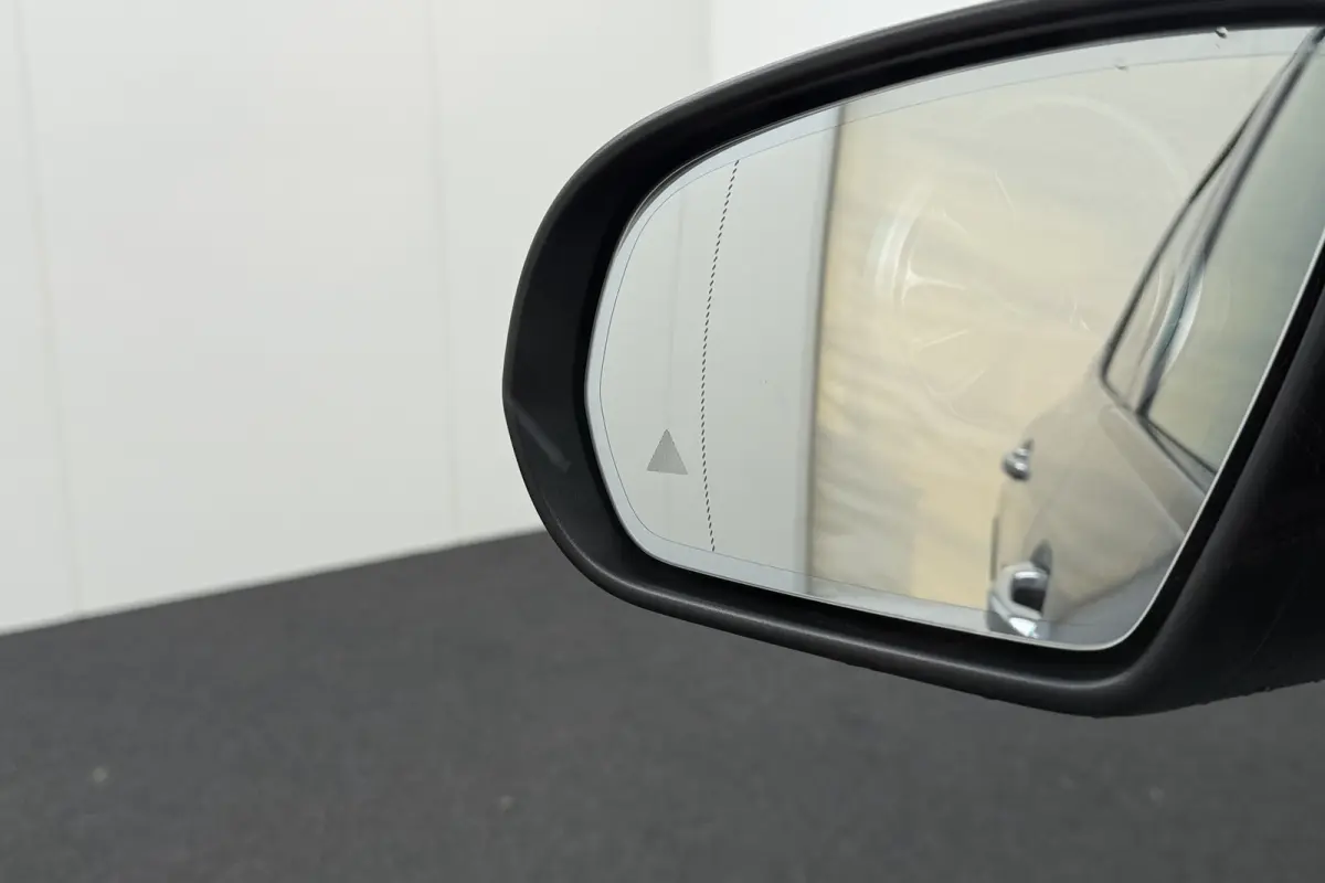 250 AMG+ 67 kWh (95%SOH) Pano-Dak Burmester Memory