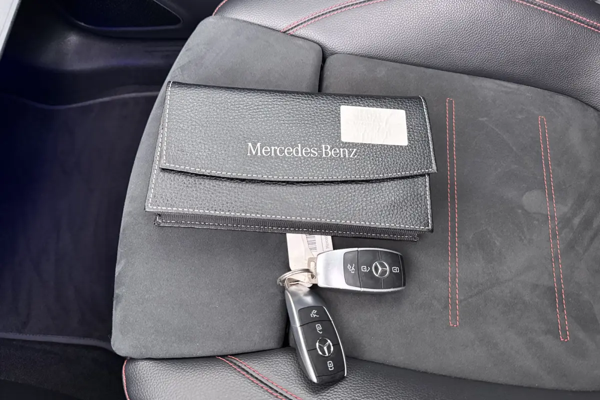 250 AMG+ 67 kWh (95%SOH) Pano-Dak Burmester Memory