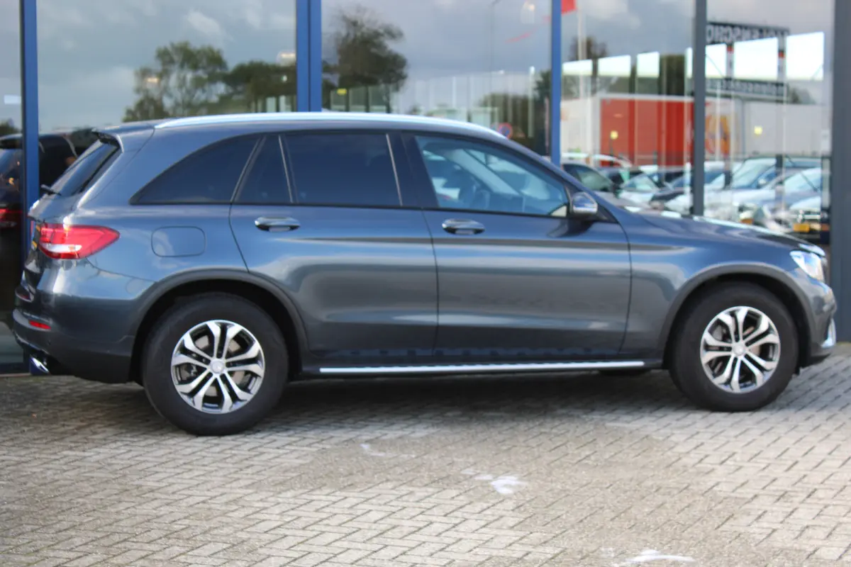 250 4MATIC Ambition