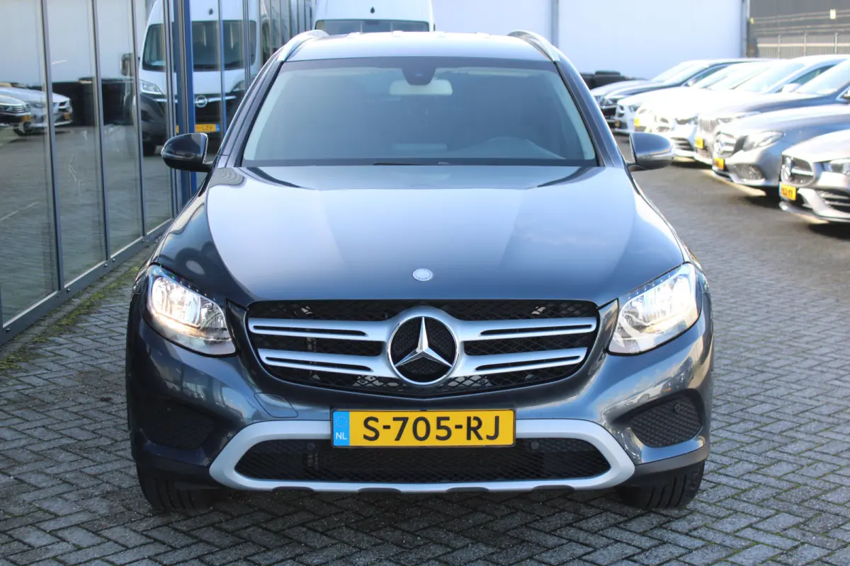250 4MATIC Ambition