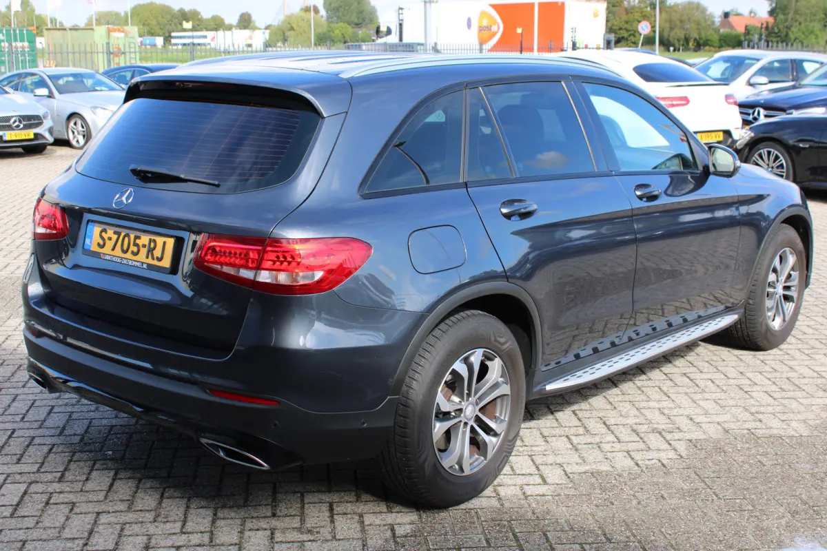 250 4MATIC Ambition