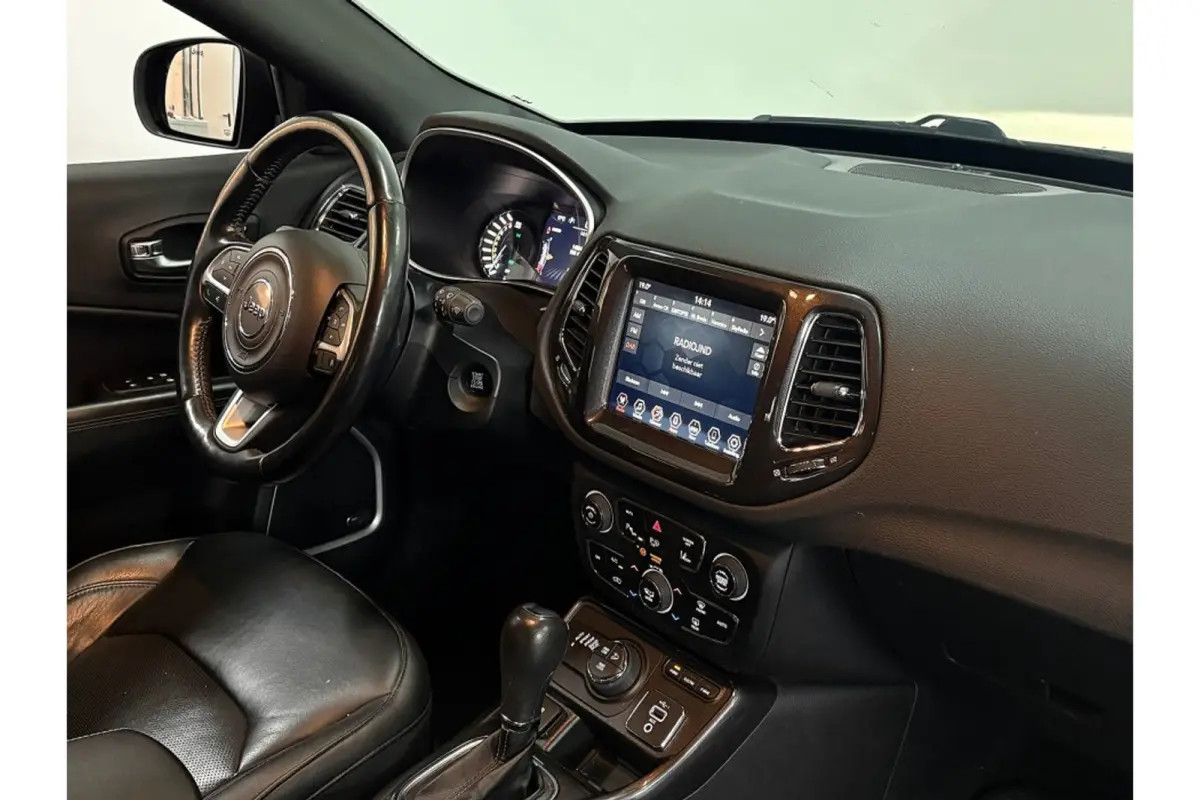 4xe 240 Plug-in Hybrid S STOEL/STUUR VERW.1ste Eig,LEER,ELEKT KLEP,4wd,