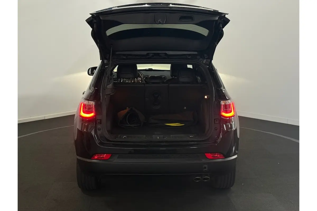 4xe 240 Plug-in Hybrid S STOEL/STUUR VERW.1ste Eig,LEER,ELEKT KLEP,4wd,