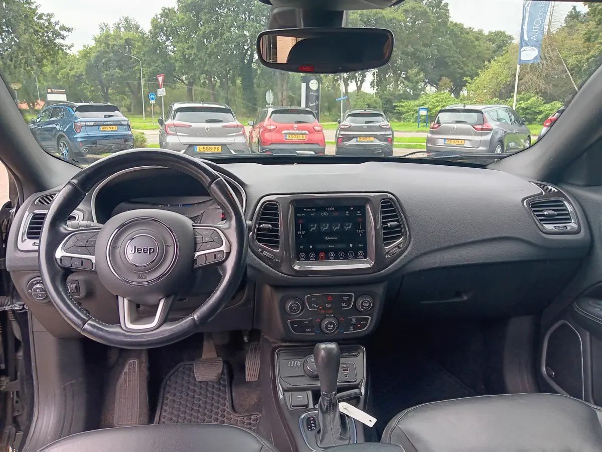 4xe 240 Plug-in Hybrid S STOEL/STUUR VERW.1ste Eig,LEER,ELEKT KLEP,4wd,
