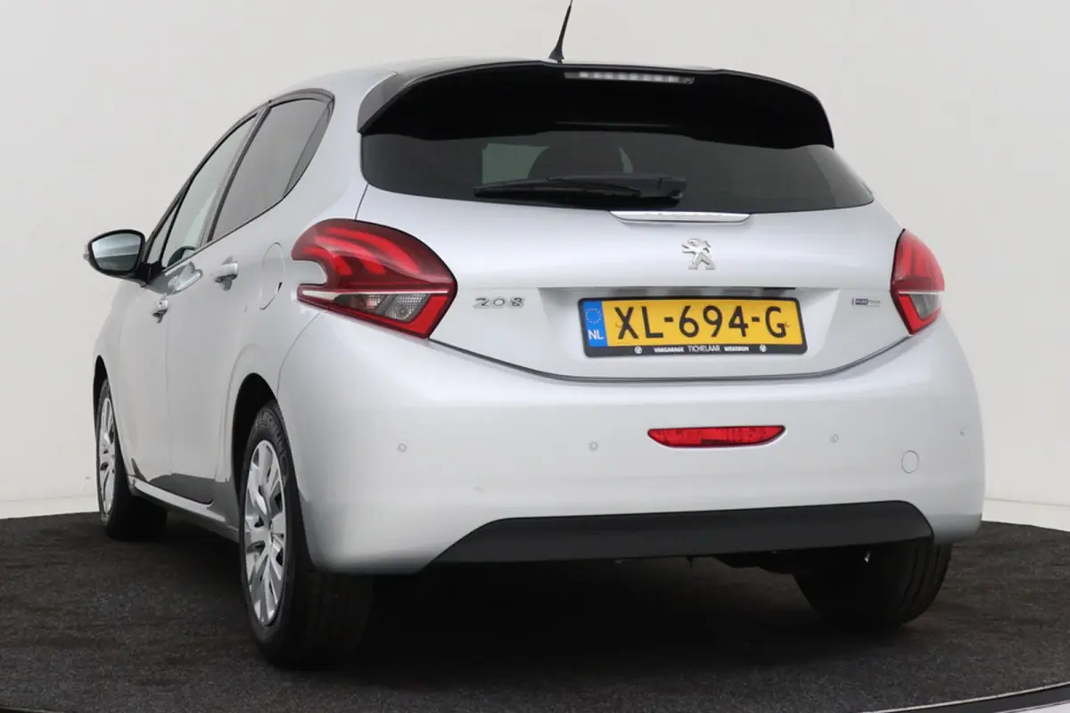 1.2 PureTech Active | 35.000 KM!! | PDC | Airco | Volledig Ond. |
