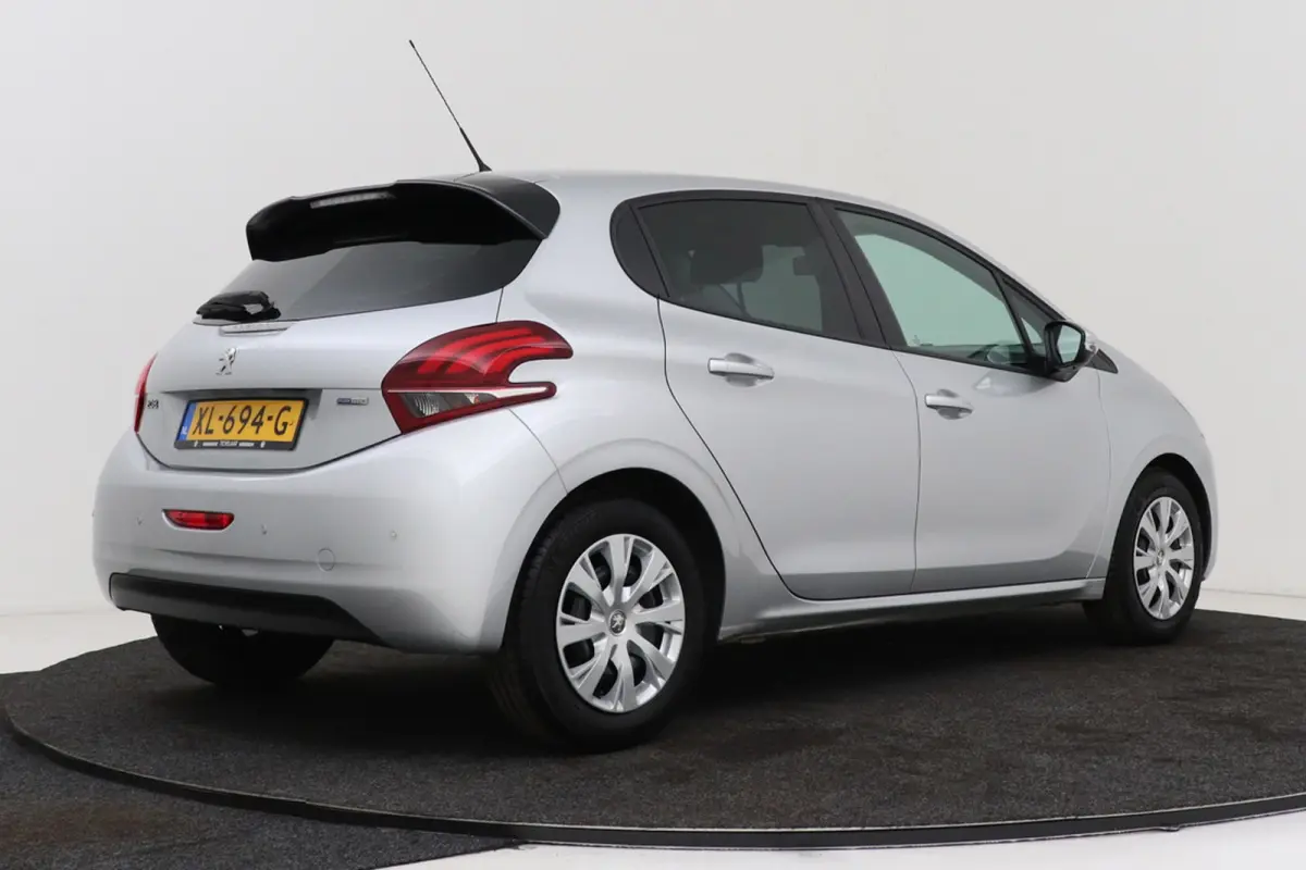 1.2 PureTech Active | 35.000 KM!! | PDC | Airco | Volledig Ond. |